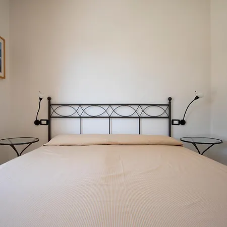 Le Palme 3 - 4 * Casa Buraccio